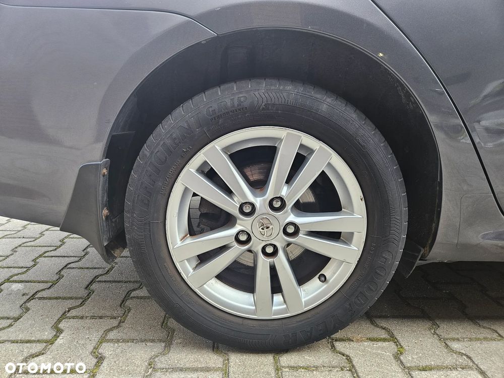 Toyota Corolla 1.6 Luna - 13