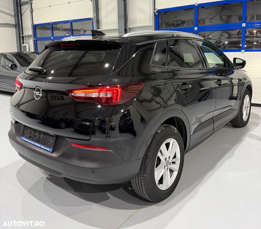 Opel Grandland X 1.2 Start/Stop Automatik Business Edition - 3