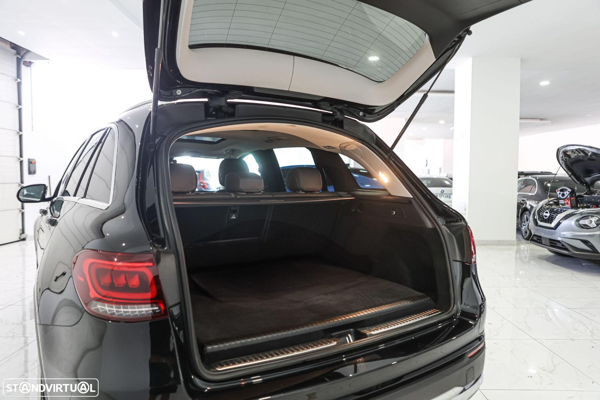 Mercedes-Benz GLC 300 de 4Matic - 10