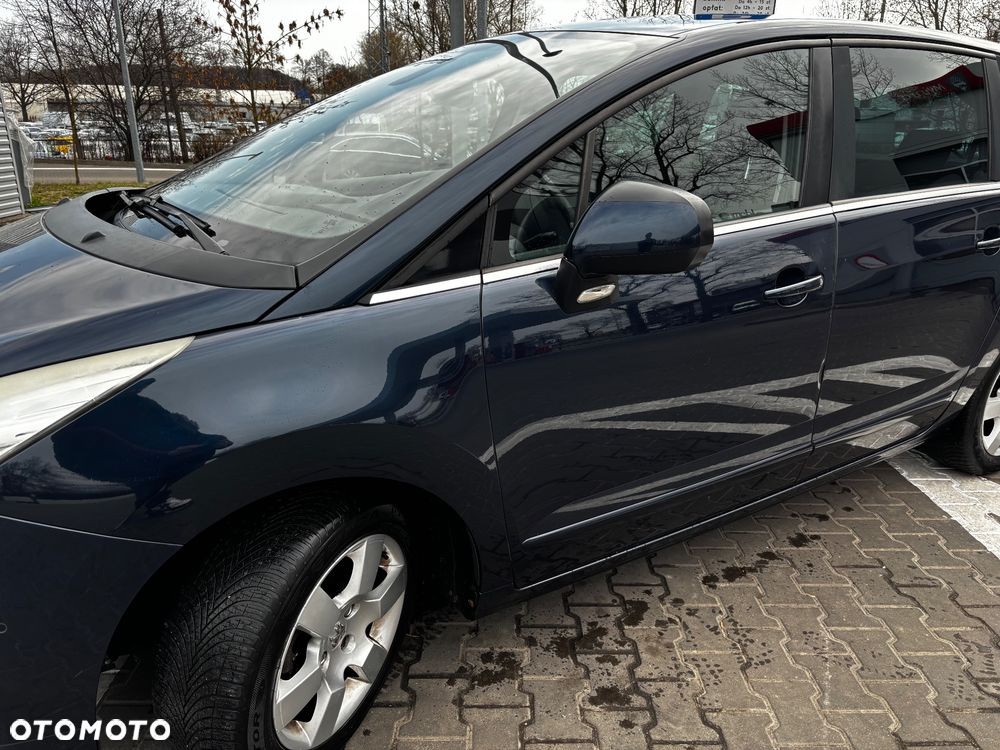 Peugeot 5008 1.6 Access 7os - 8