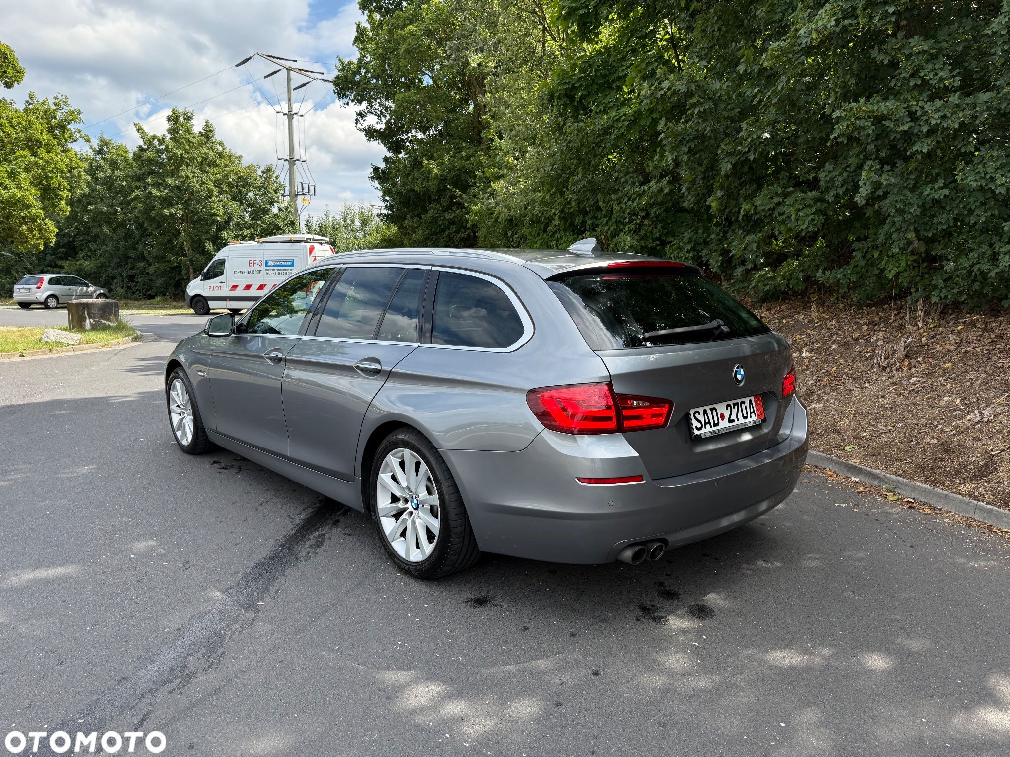 BMW Seria 5 520d Touring Luxury Line - 1