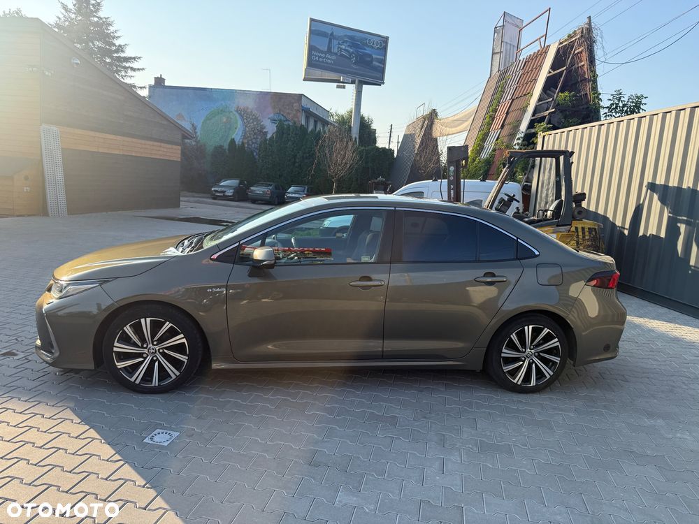 Toyota Corolla - 3