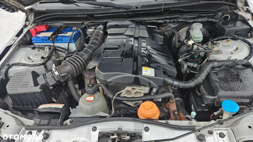 Suzuki Grand Vitara 1.9 DDiS Club DPF Family - 7