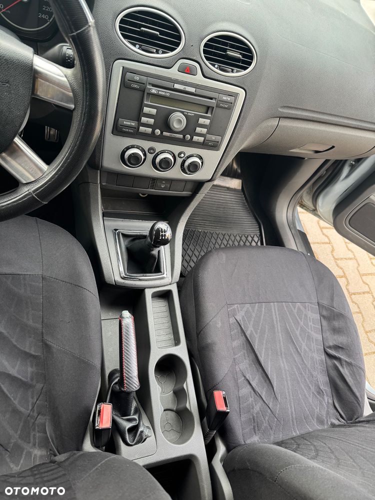 Ford Focus 1.6 TDCi DPF Ambiente - 18