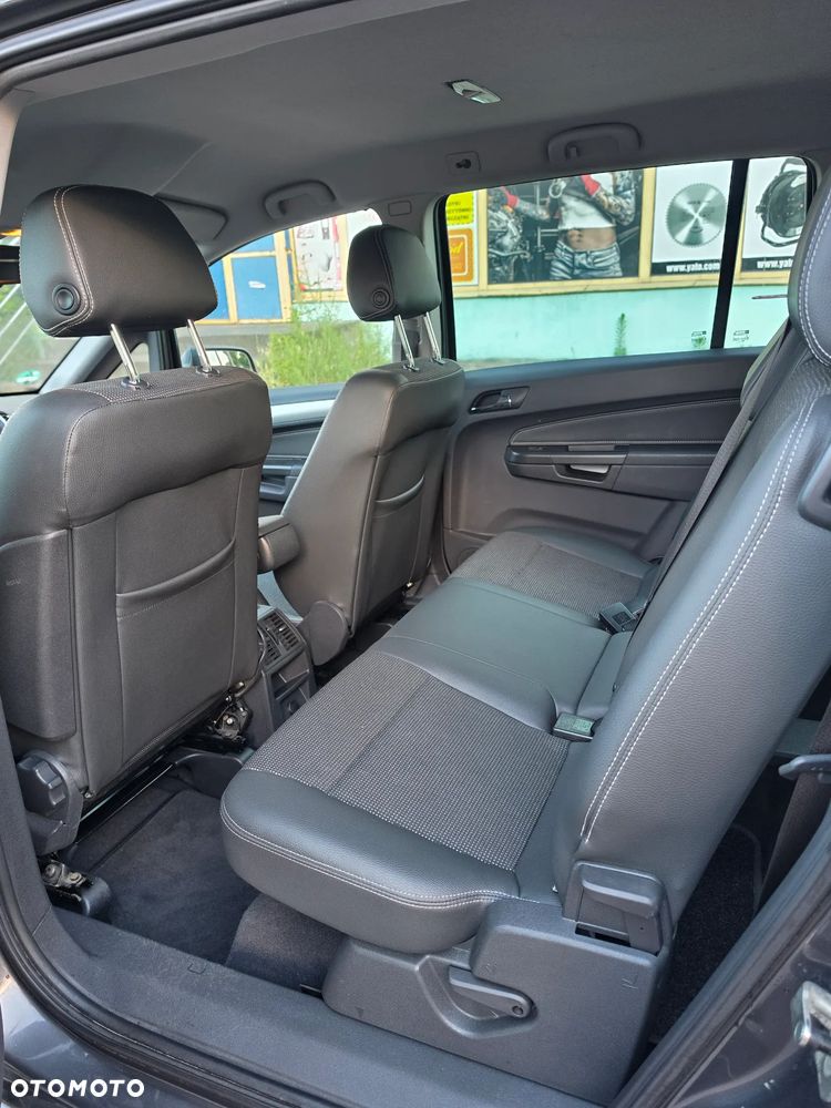 Opel Zafira 1.7 CDTI Cosmo - 13