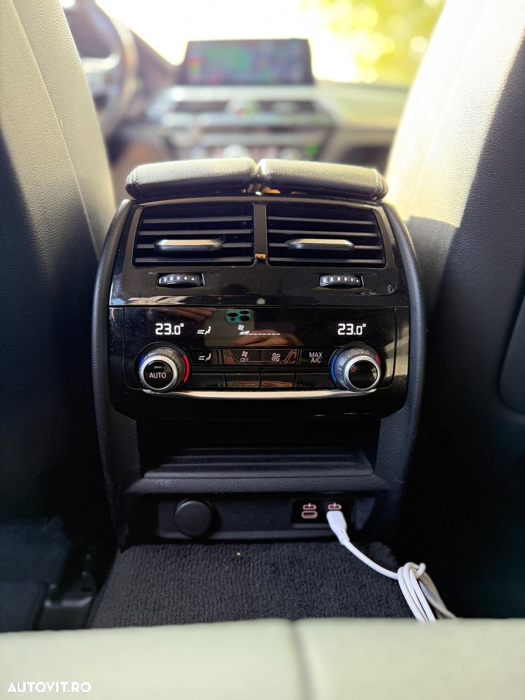 BMW Seria 5 530d AT MHEV - 8