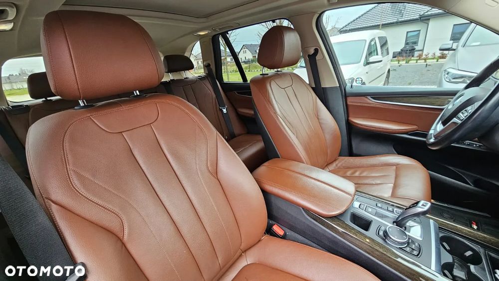 BMW X5 xDrive35i - 14
