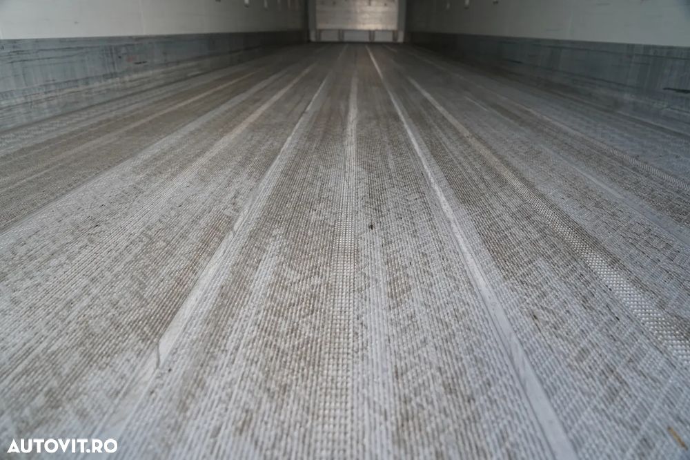 Schmitz Cargobull / SEMIREMORCĂ FRIGORIFICĂ / UNITATE FRIGORIFICĂ SCHMITZ CARGOBULL / SISTEM DE ÎNCĂRCARE PE DOUĂ NIVELE / AXĂ RIDICABILĂ / SUPORT PENTRU PALLEȚI / - 18