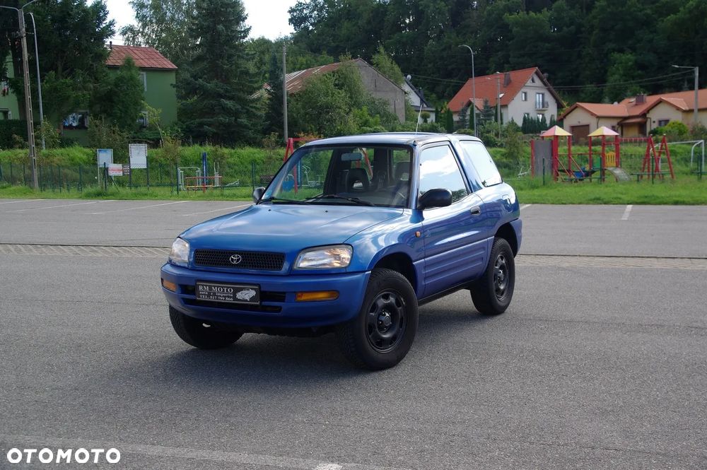 Toyota RAV4 2.0 Special - 10