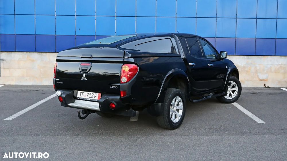 Mitsubishi L200 Pick Up 4x4 Intense Double Cab - 10