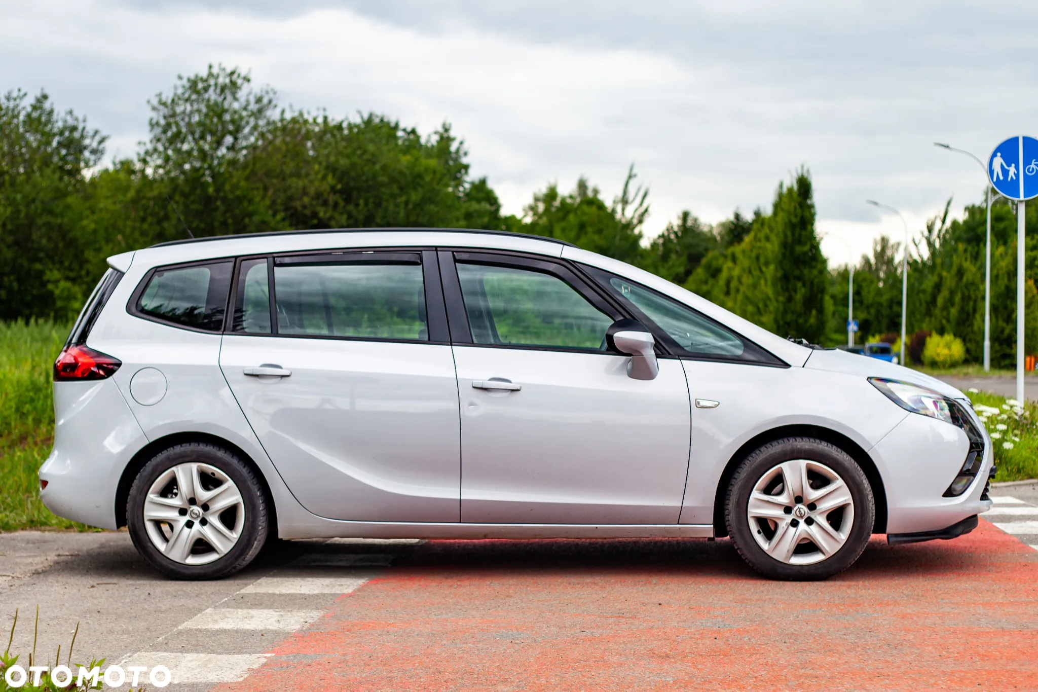 Opel Zafira 2.0 CDTI Enjoy - 6