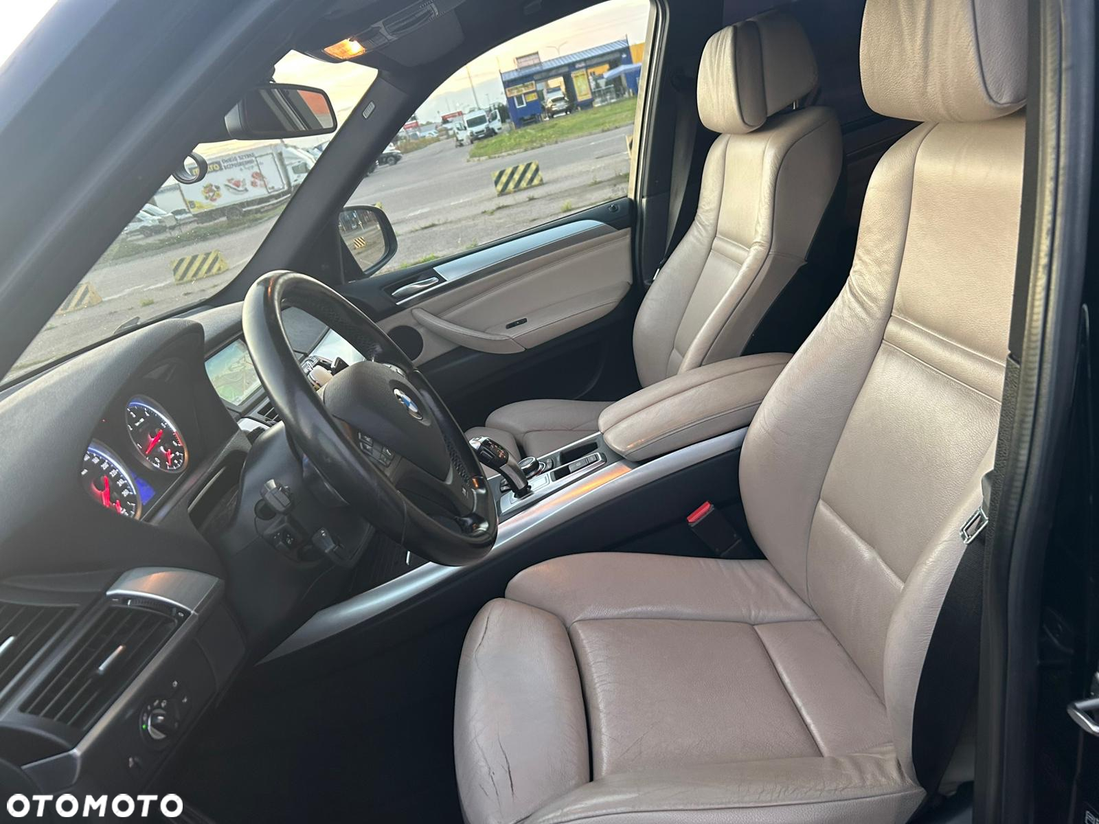 BMW X5 M M50d - 9