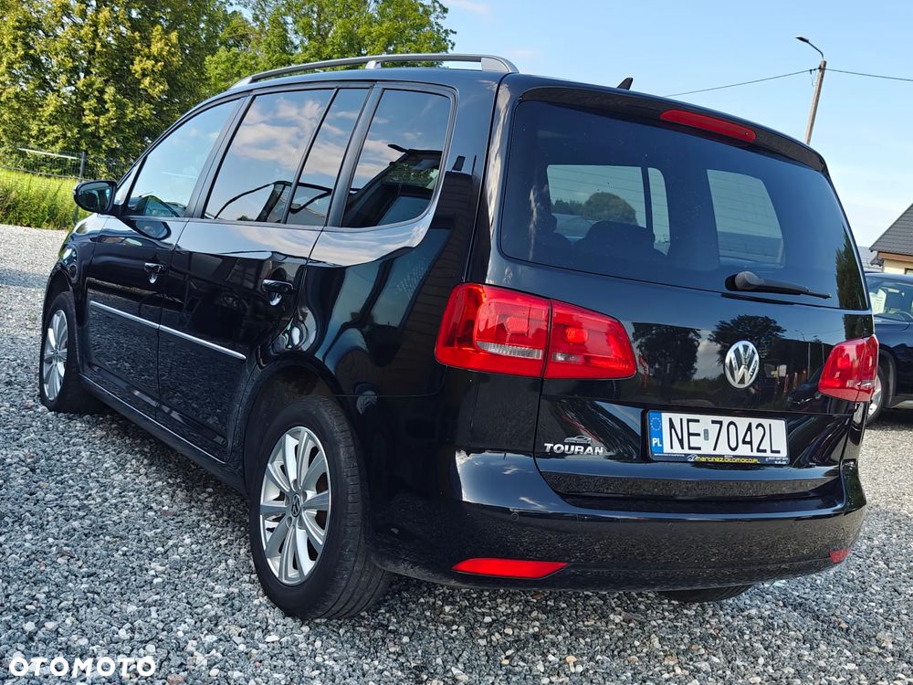 Volkswagen Touran 1.6 TDI DPF Highline - 4