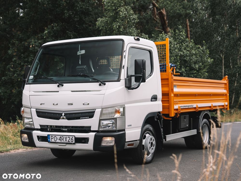 Mitsubishi Fuso Canter - 2