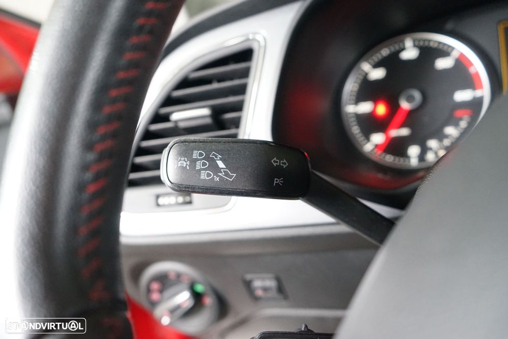 SEAT Leon ST 2.0 TDI S&S DSG FR - 22