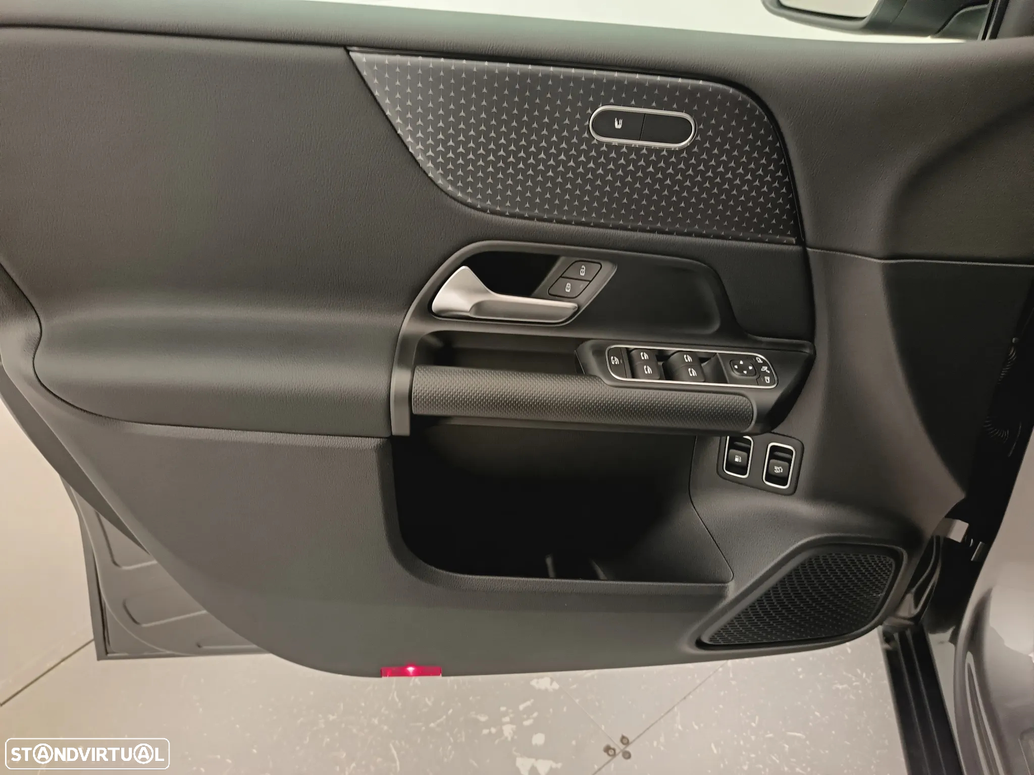 Mercedes-Benz B 250 e - 26