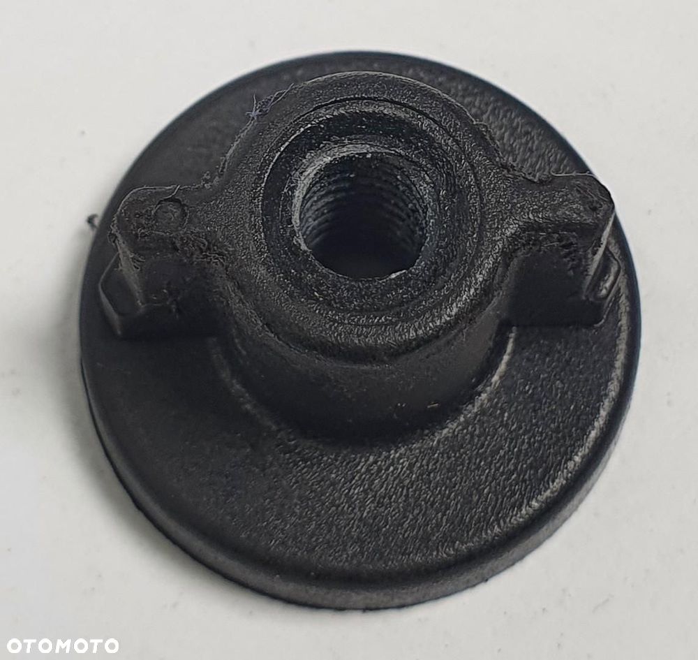 NAKRĘTKA MOCOWANIA LAMP TYŁ TYLNYCH OPEL TIGRA B - 1