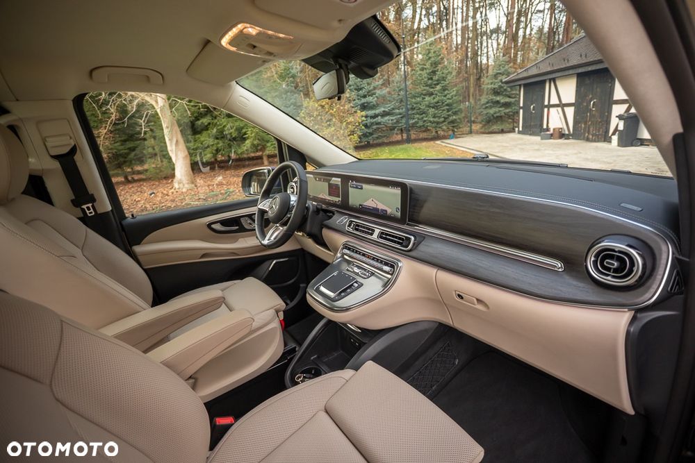 Mercedes-Benz Klasa V 300 d 4-Matic 9G-Tronic Exclusive (d³ugi) - 26