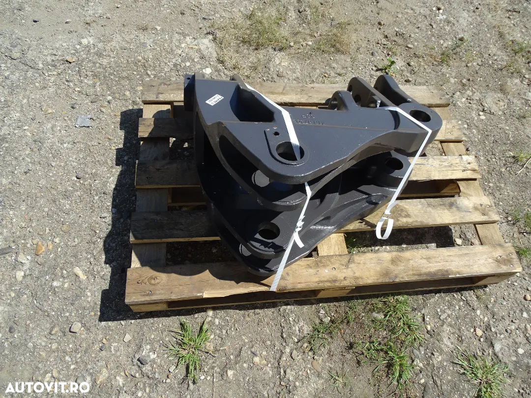 Suport brat bulsoexcavator Volvo BL 71 - 3