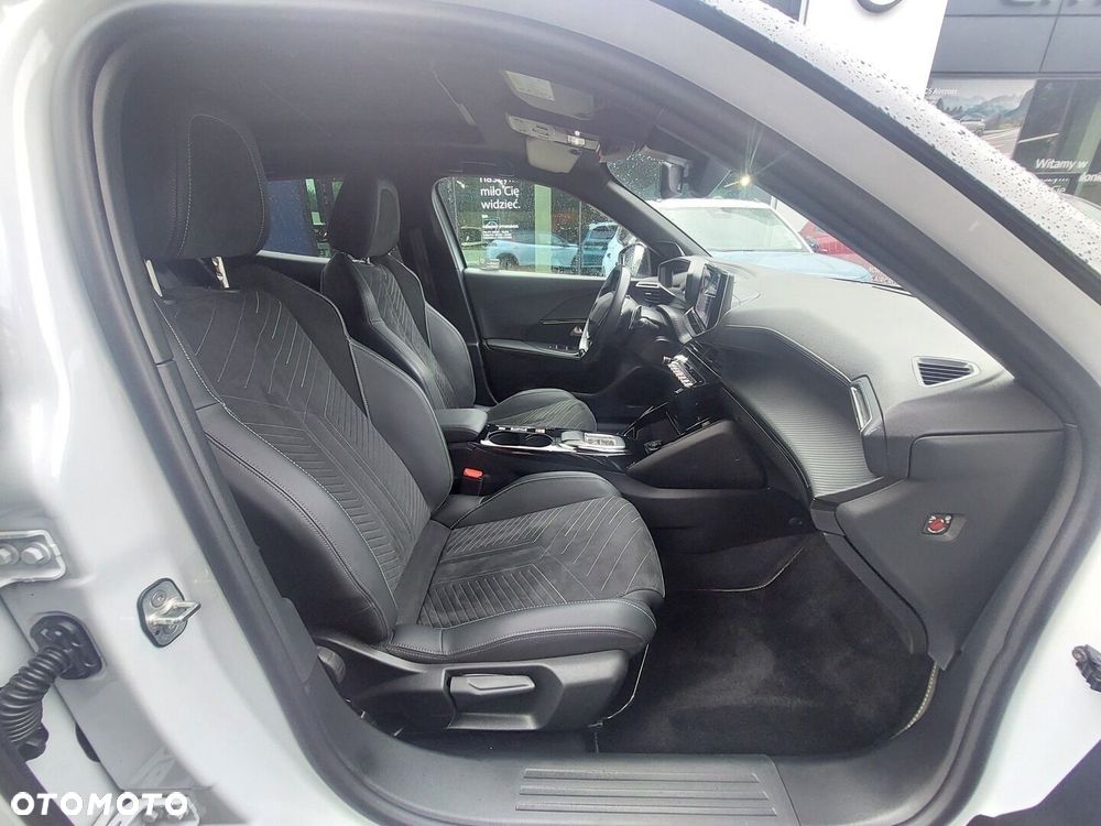 Peugeot 2008 1.2 PureTech GT S&S EAT8 - 14