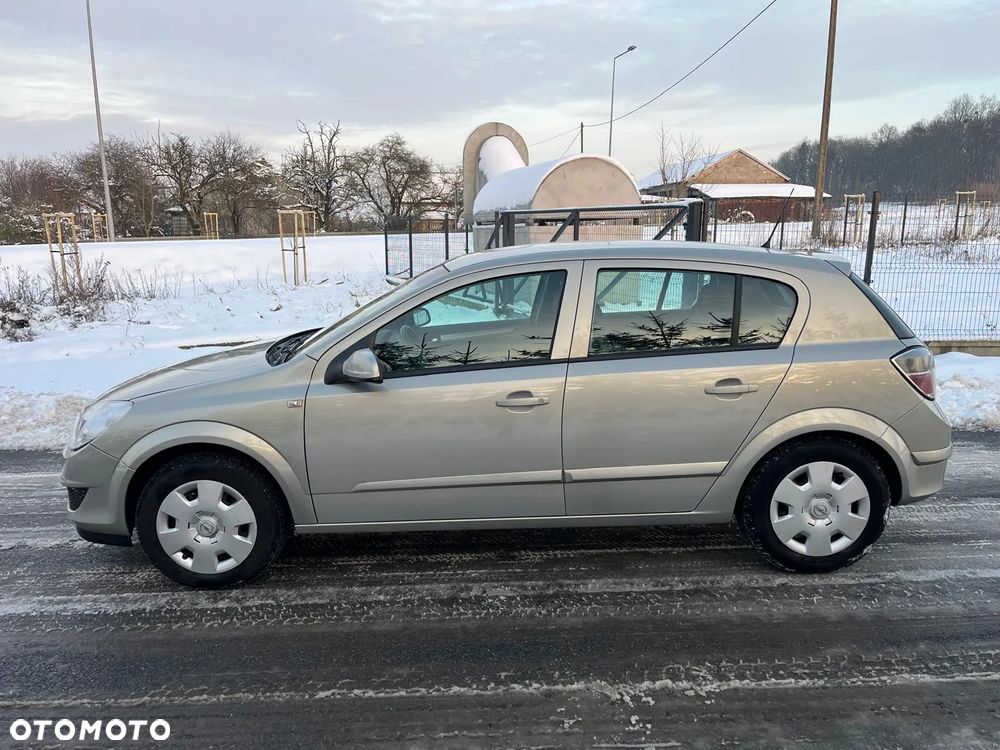 Opel Astra 1.6 Innovation - 4