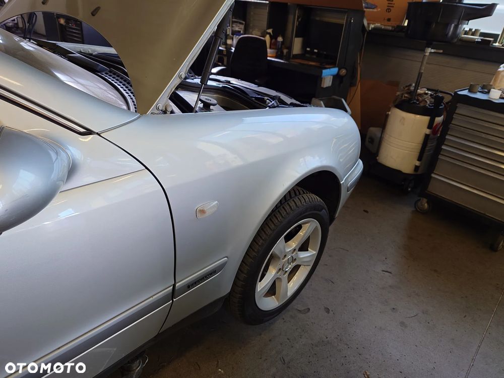 Mercedes-Benz CLK - 31