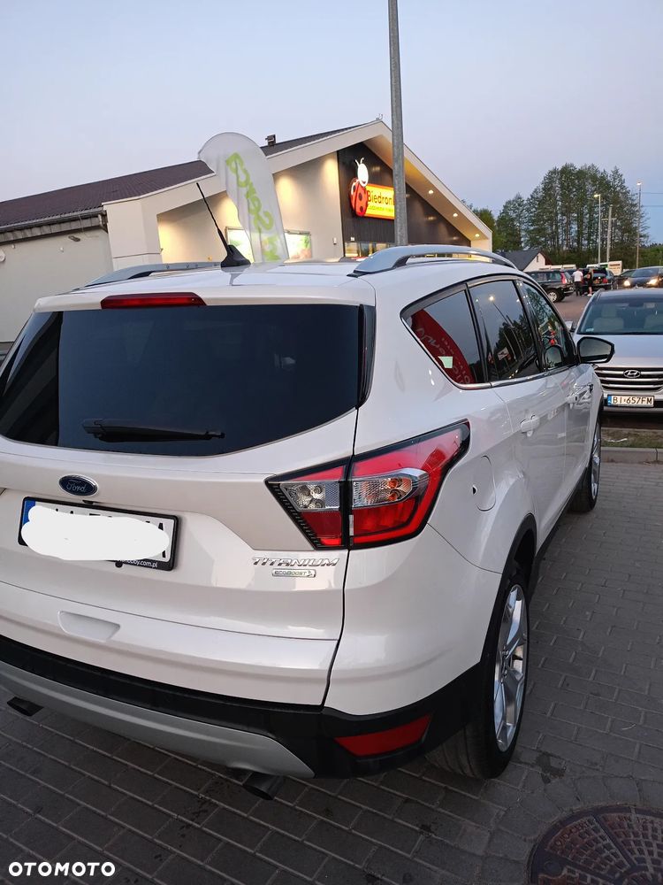 Ford Escape 2.0 EcoBoost AWD Titanium - 2