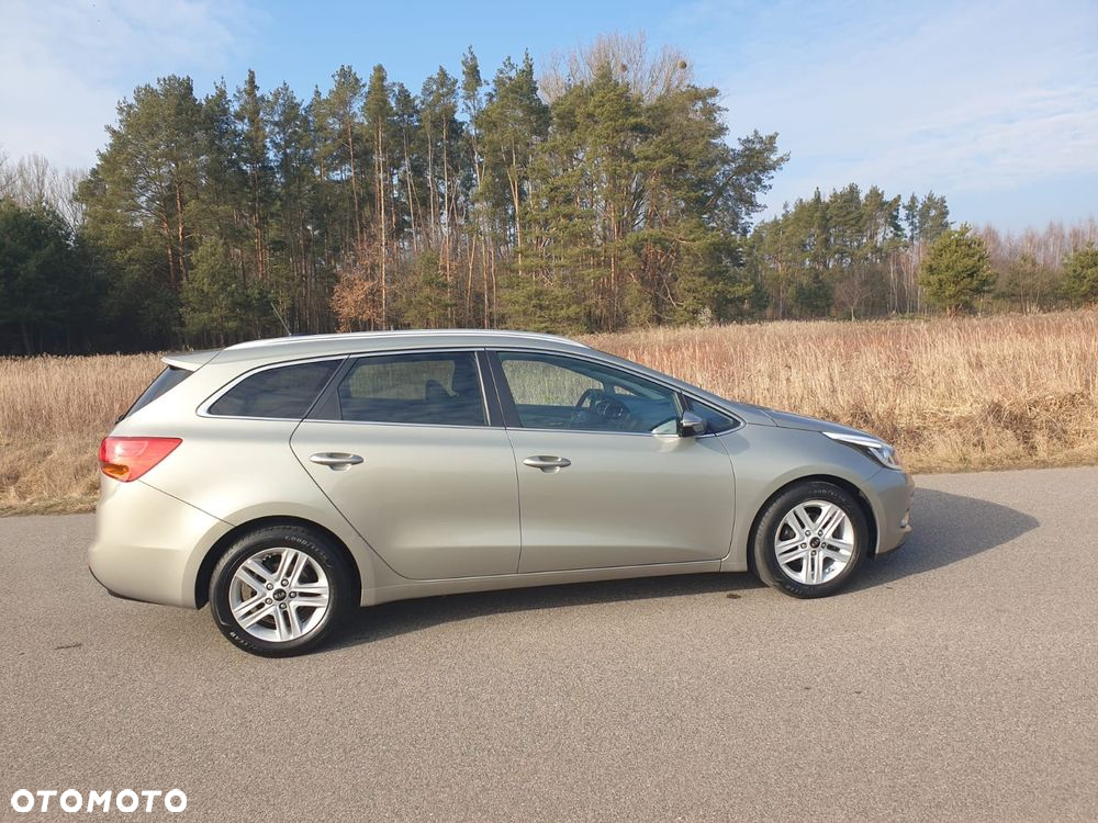Kia Ceed Cee'd 1.6 GDI Business Line - 3