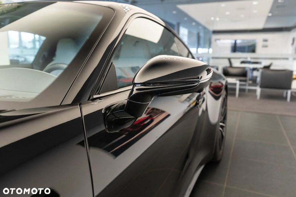 Porsche 911 Carrera 4S - 35