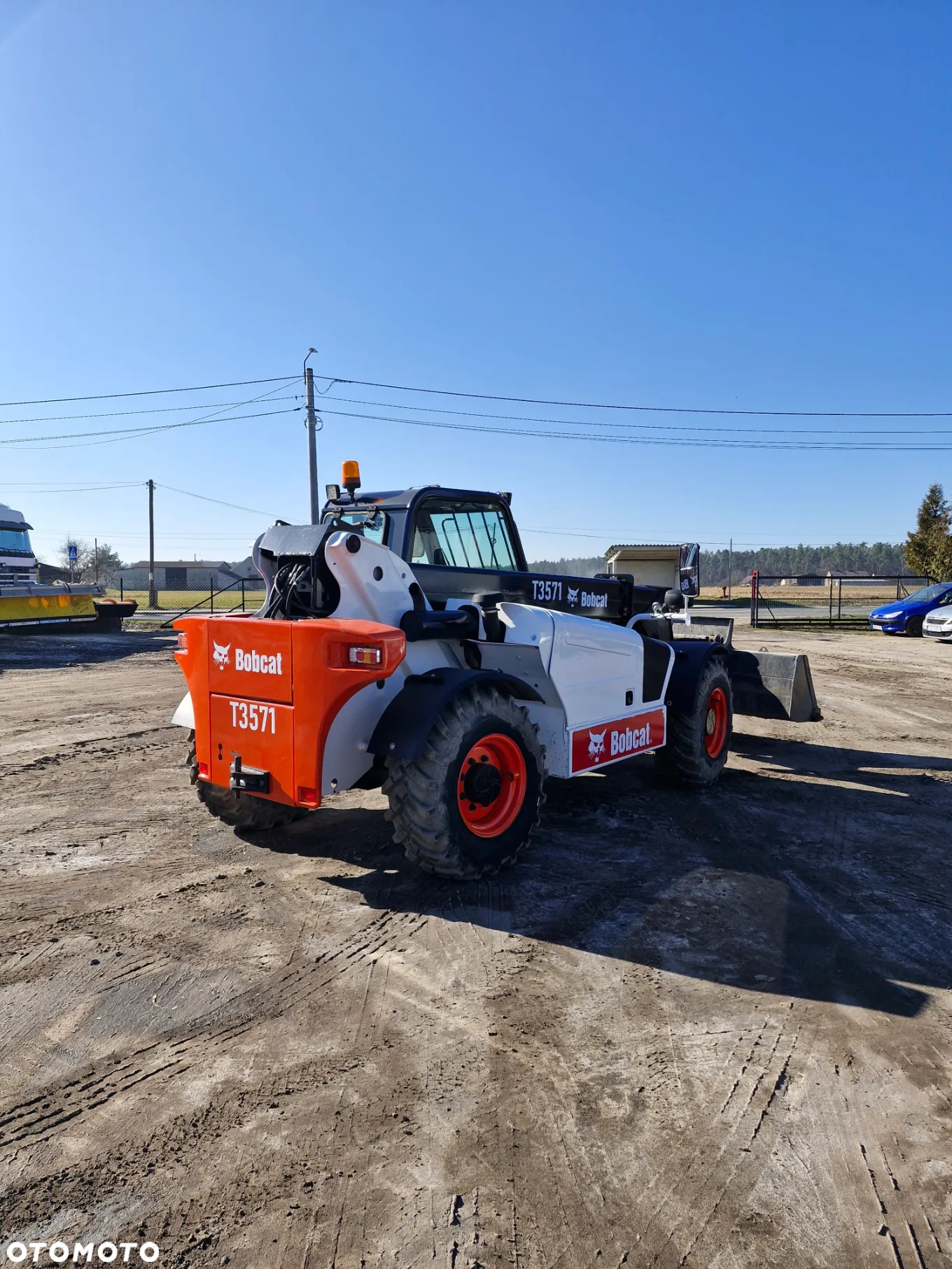 Bobcat T 3571 nie JCB - 4