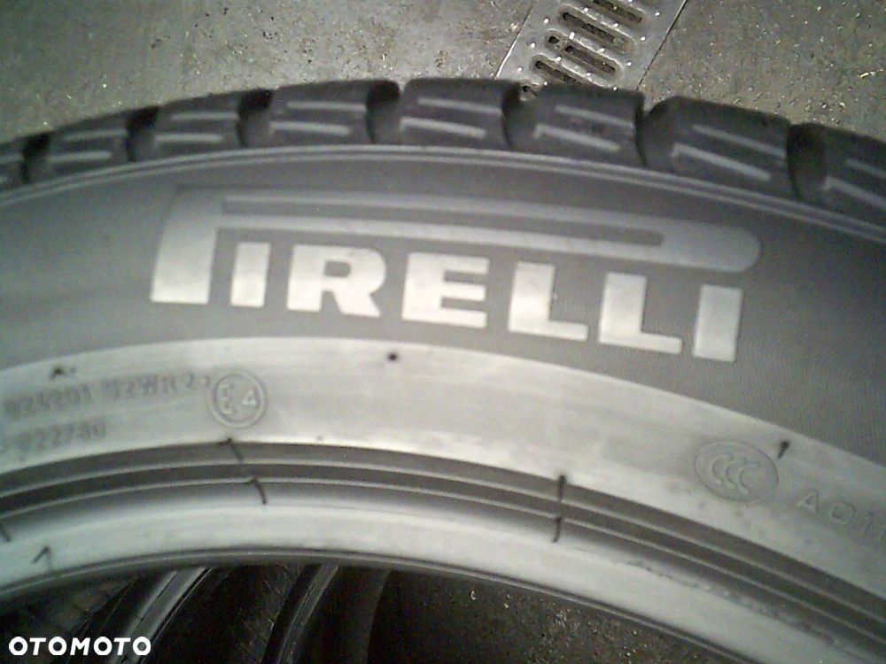 2x PIRELLI Sottozero 3 215/55R18 4,7mm-5,9mm 2022 - 3