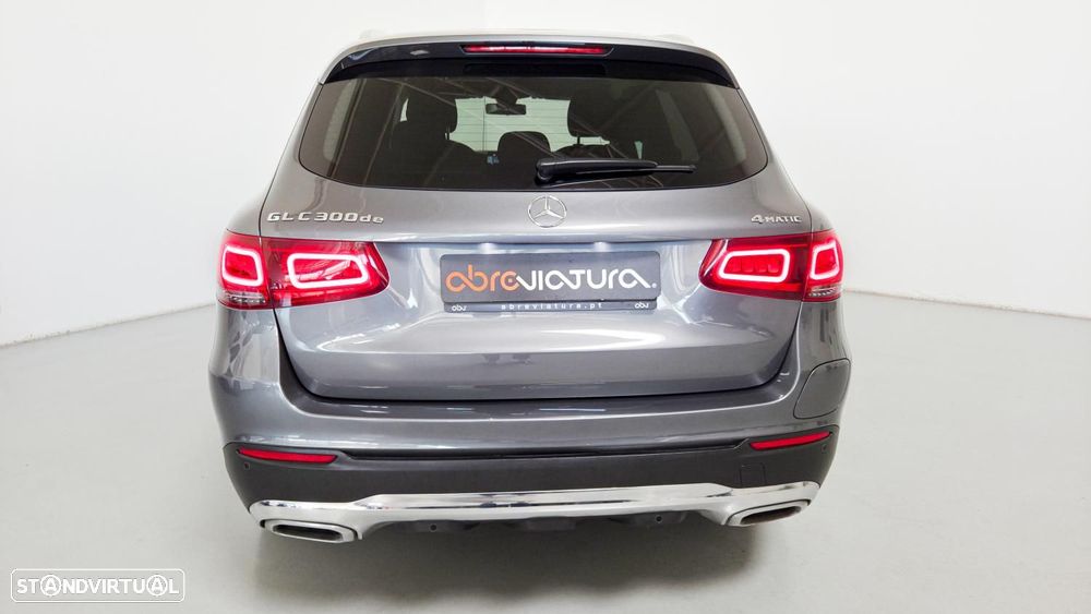 Mercedes-Benz GLC 300 e 4Matic - 6