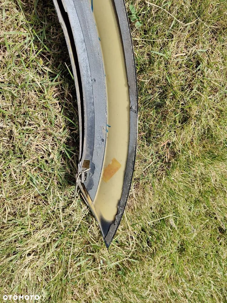 MERCEDES ML W164 AMG LISTWA Błotnika Tylnego Na Tylny Błotnik AMG 197 - 25