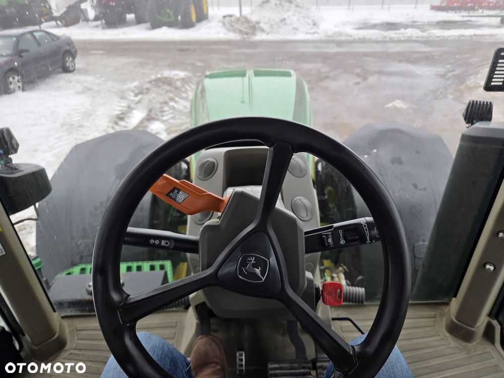 John Deere 8R310 - 9