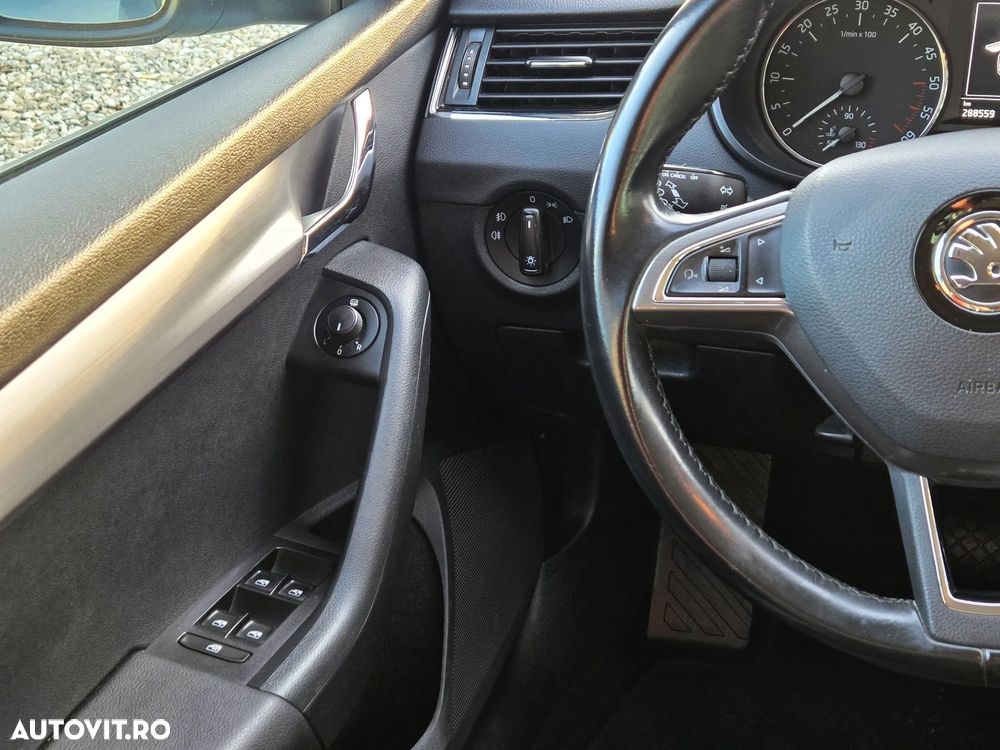 Skoda Octavia 1.6 TDI (Green tec) DSG Style - 21