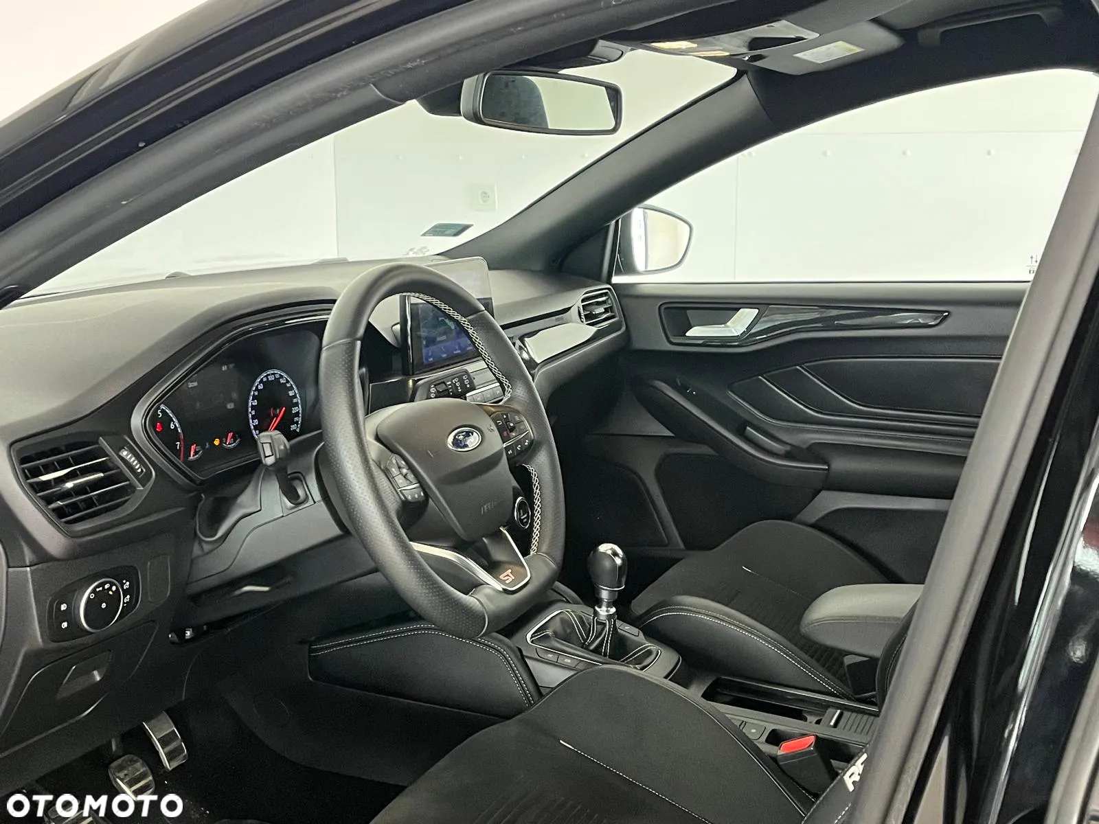 Ford Focus 2.3 EcoBoost ST-3 - 16