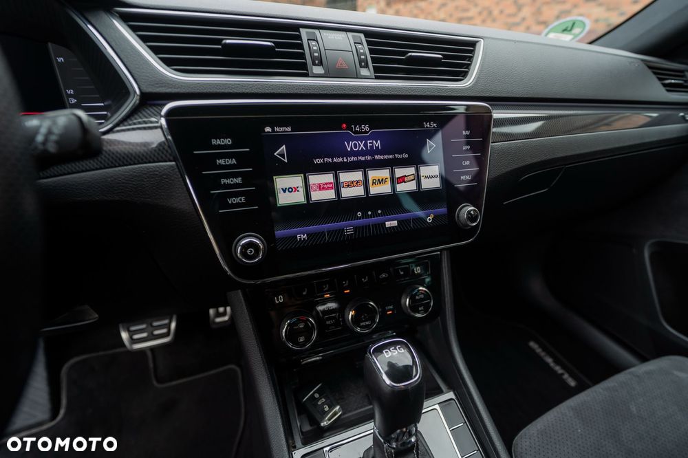 Skoda Superb 1.5 TSI DSG Sportline - 26