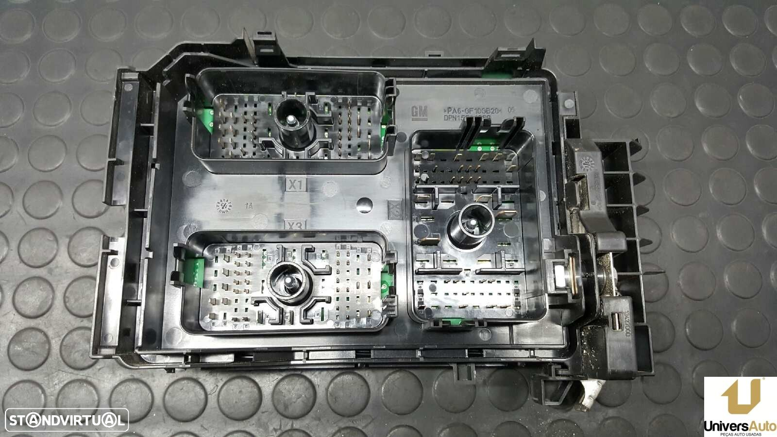 CAIXA DE RELÉS/ FUSÍVEIS OPEL ASTRA K LIM. 5TÜRIG EXCELLENCE START/STOP - 3