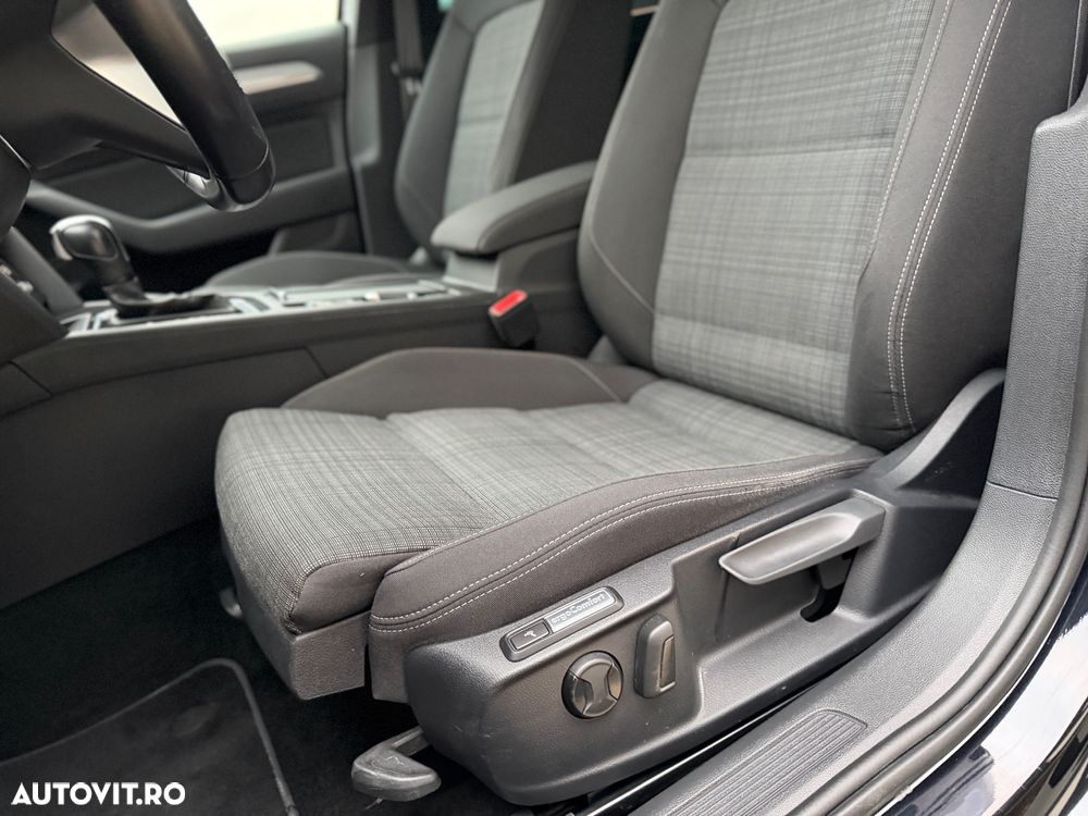 Volkswagen Passat Variant 2.0 TDI SCR DSG Business - 11
