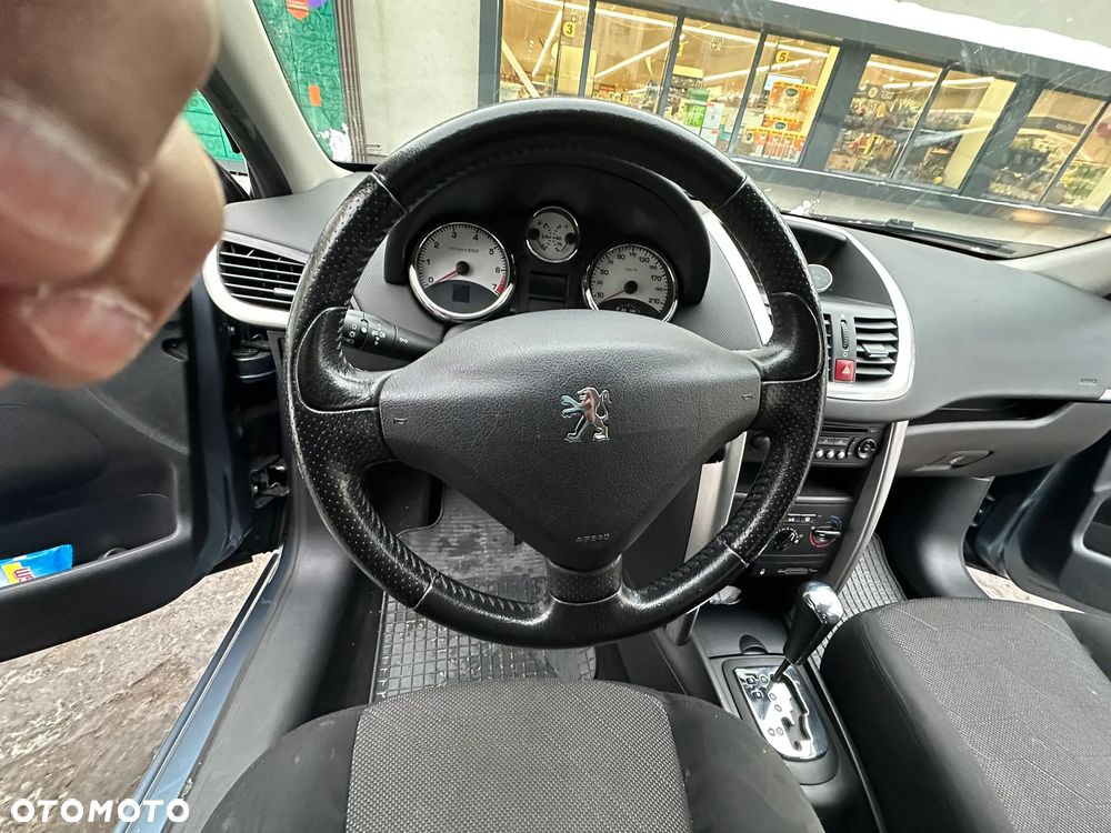 Peugeot 207 1.6 Trendy - 3