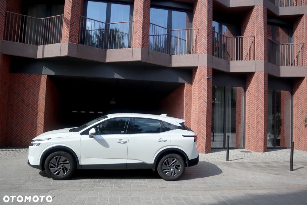 Nissan Qashqai 1.3 DIG-T N-Connecta - 2