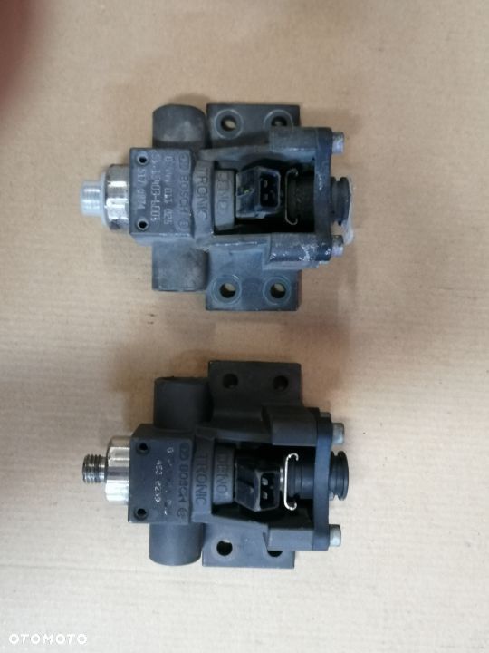 MODUL DOZUJACY ADBLU MAN TGA,TGS.TGX BOSCH  0 444 011 025, 0444011006, 0444011004. - 4