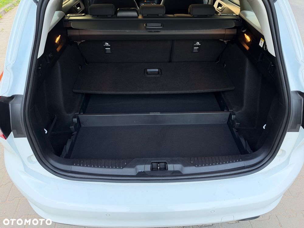 Ford Focus 1.5 EcoBlue STart-Stopp-System TITANIUM - 37