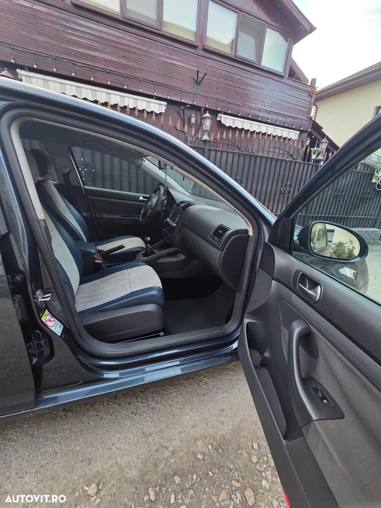 Volkswagen Jetta 1.9 TDI Comfortline - 14