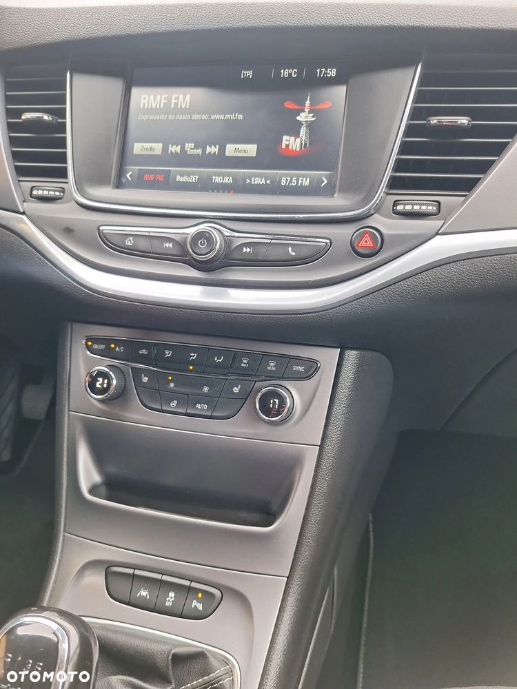 Opel Astra 1.4 Turbo Innovation - 11