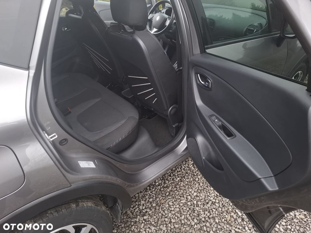 Renault Captur ENERGY TCe 120 EDC Experience - 19