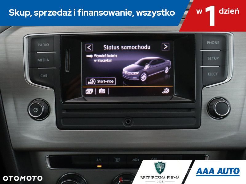 Volkswagen Passat - 18