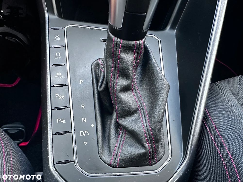 Volkswagen Polo 2.0 TSI OPF DSG GTI - 29