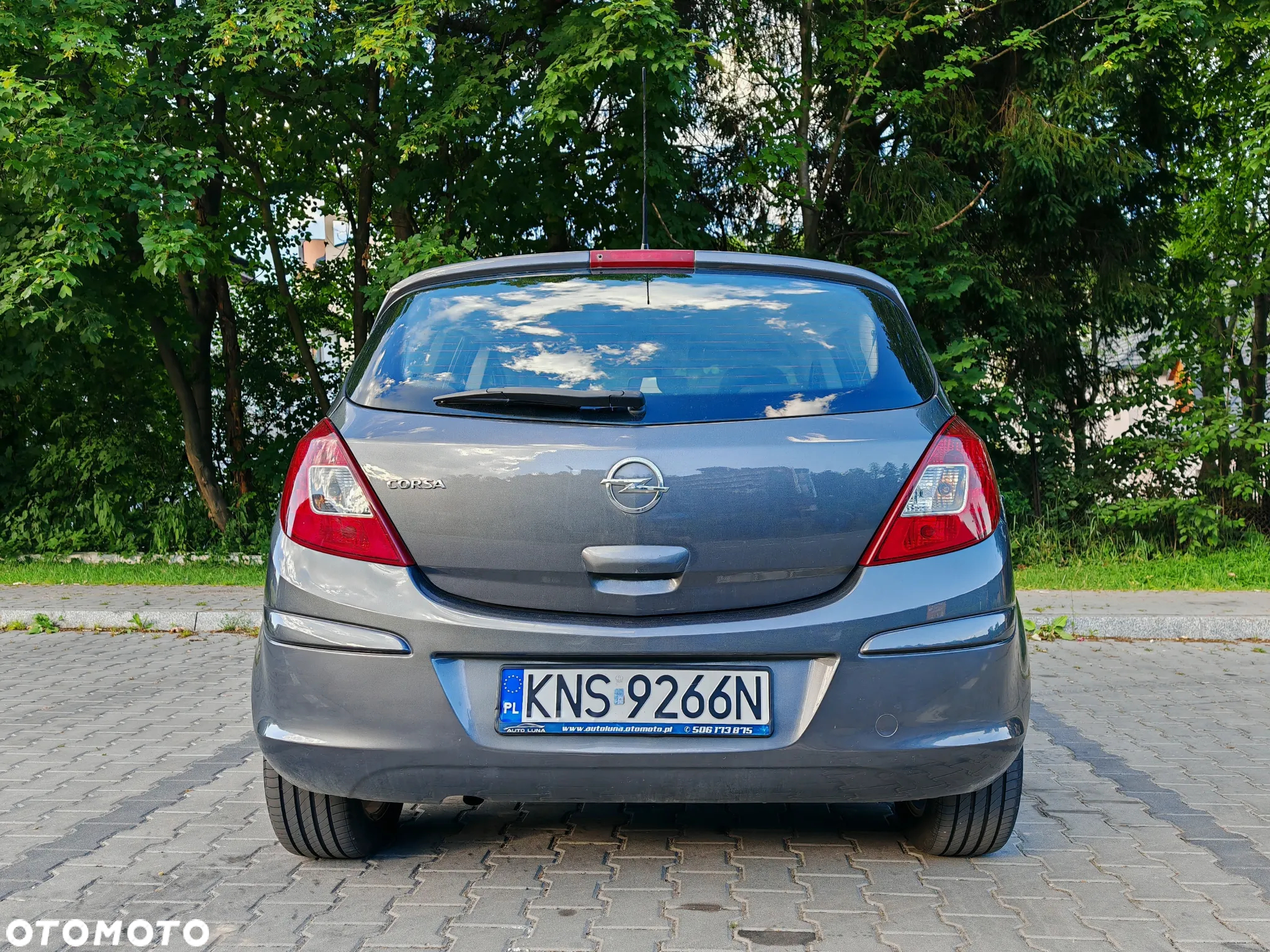 Opel Corsa 1.2 16V Enjoy - 3