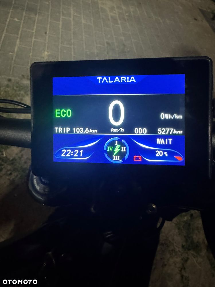 Talaria Sting R - 9